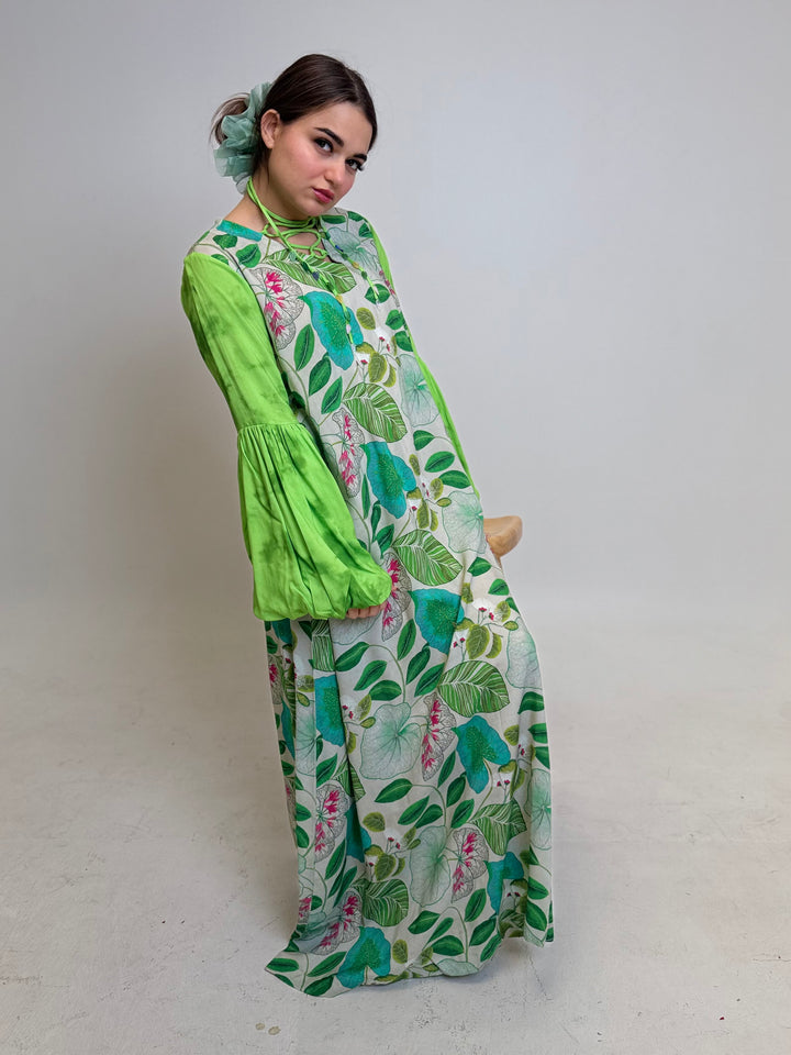 Green & Leaves - Full Shoulder