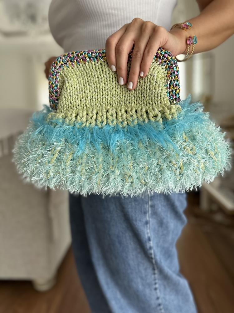 TUY CLUTCH-pistachio cloud