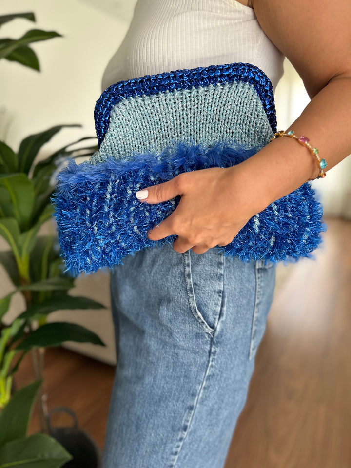 TUY CLUTCH-Feeling Blue