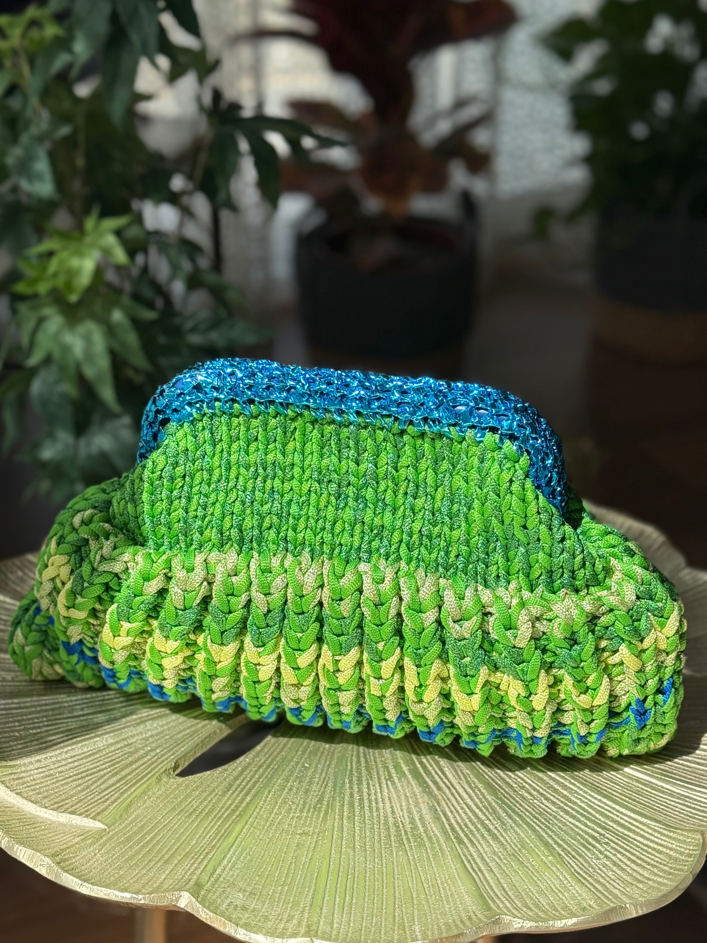 SIS CLUTCH- Lawn Green