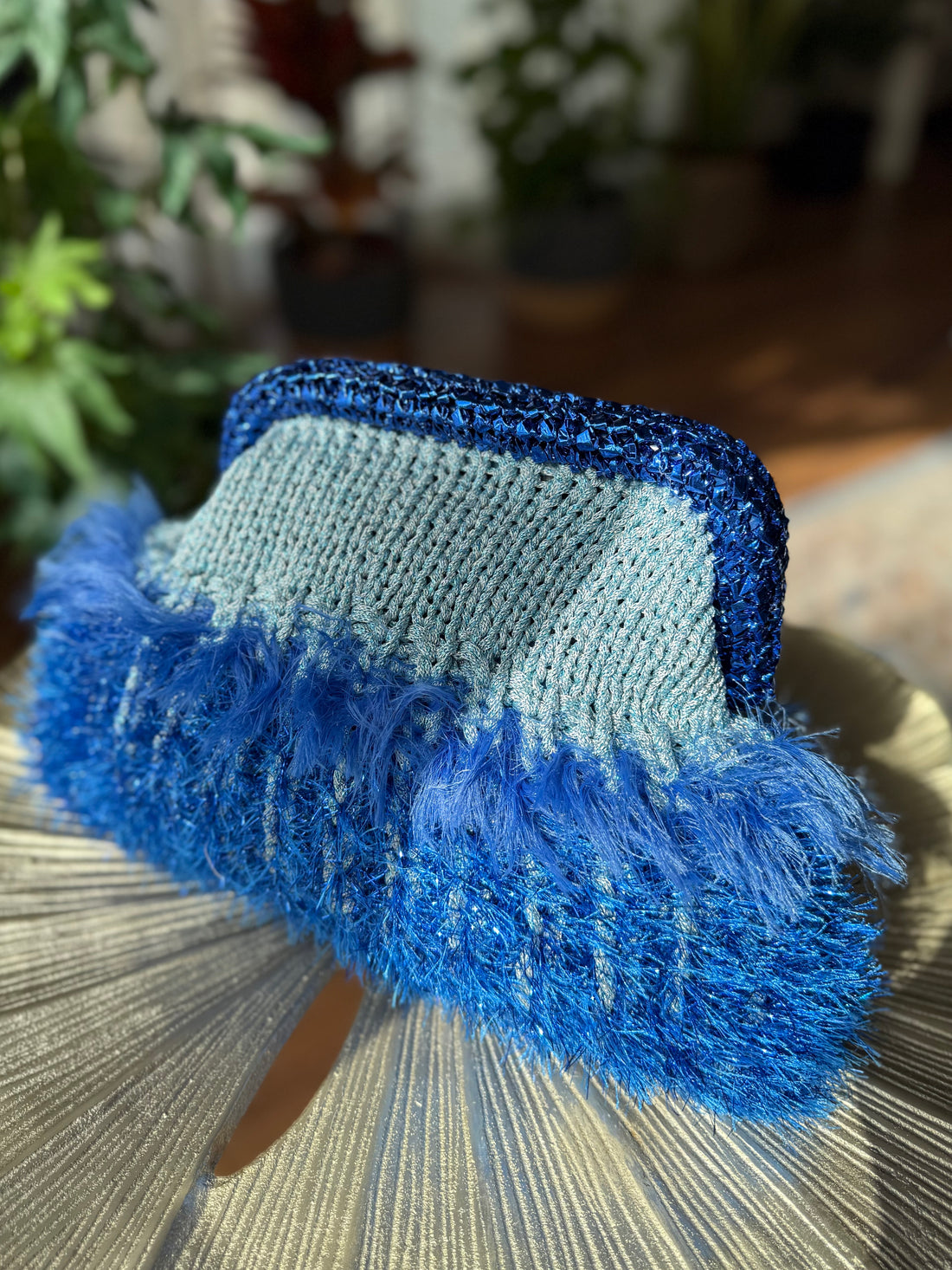 TUY CLUTCH-Feeling Blue
